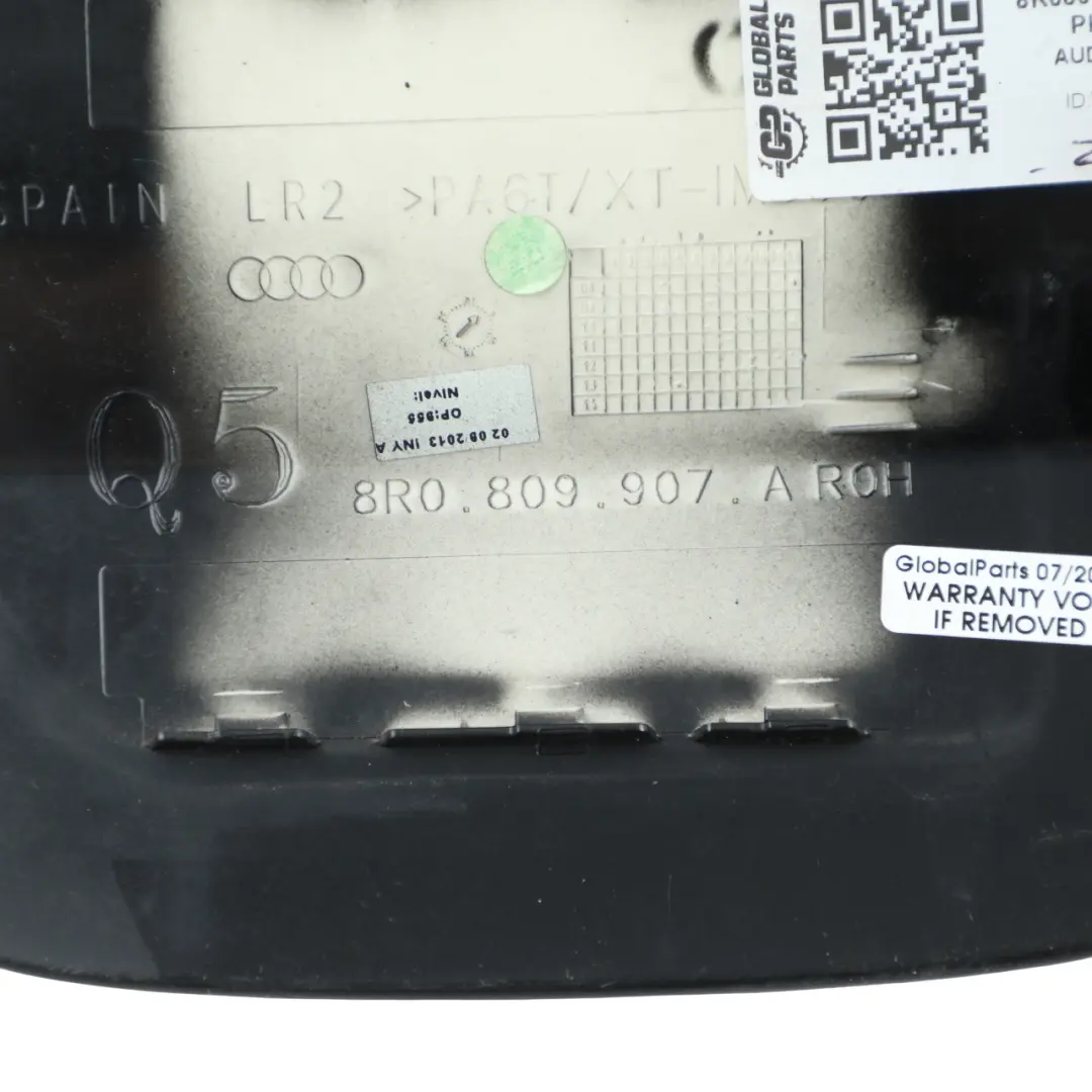 Filler Cover Fill in Flap Cap Trim Panel Phantom Black - Z9Y to Audi Q5 8R Fuel with Part number 8R0809907A Audi Q5 8R Fuel Filler Cover Fill in Flap Cap Trim Panel Phantom Black - Z9Y - SKU 8R0809907A-PHB - Part number 8R0809907A
