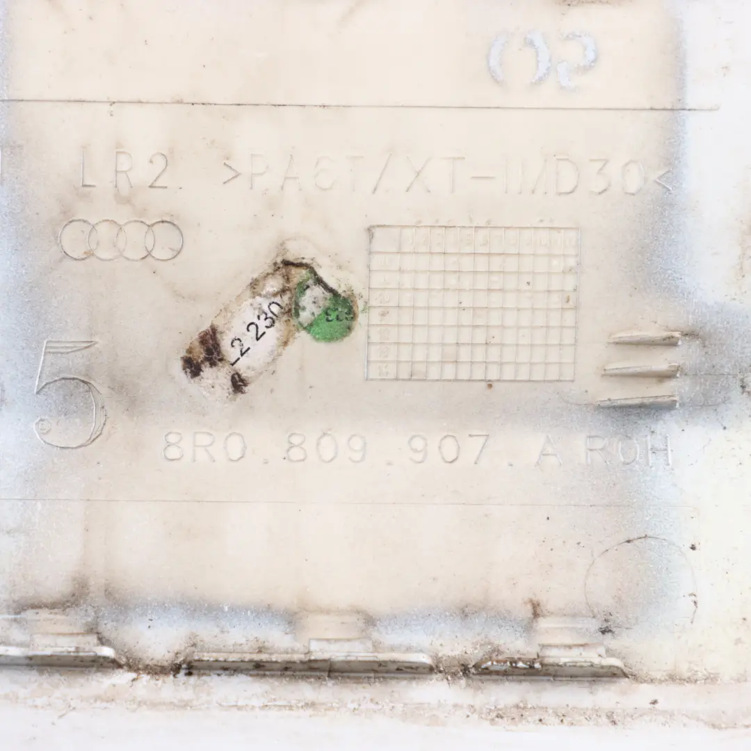 Filler Flap Fill In Tank Cap Ibis White - Y9C to Audi Q5 8R Fuel with Part number 8R0809907B Audi Q5 8R Fuel Filler Flap Fill In Tank Cap Ibis White - Y9C - SKU 8R0809907B-IWH - Part number 8R0809907B