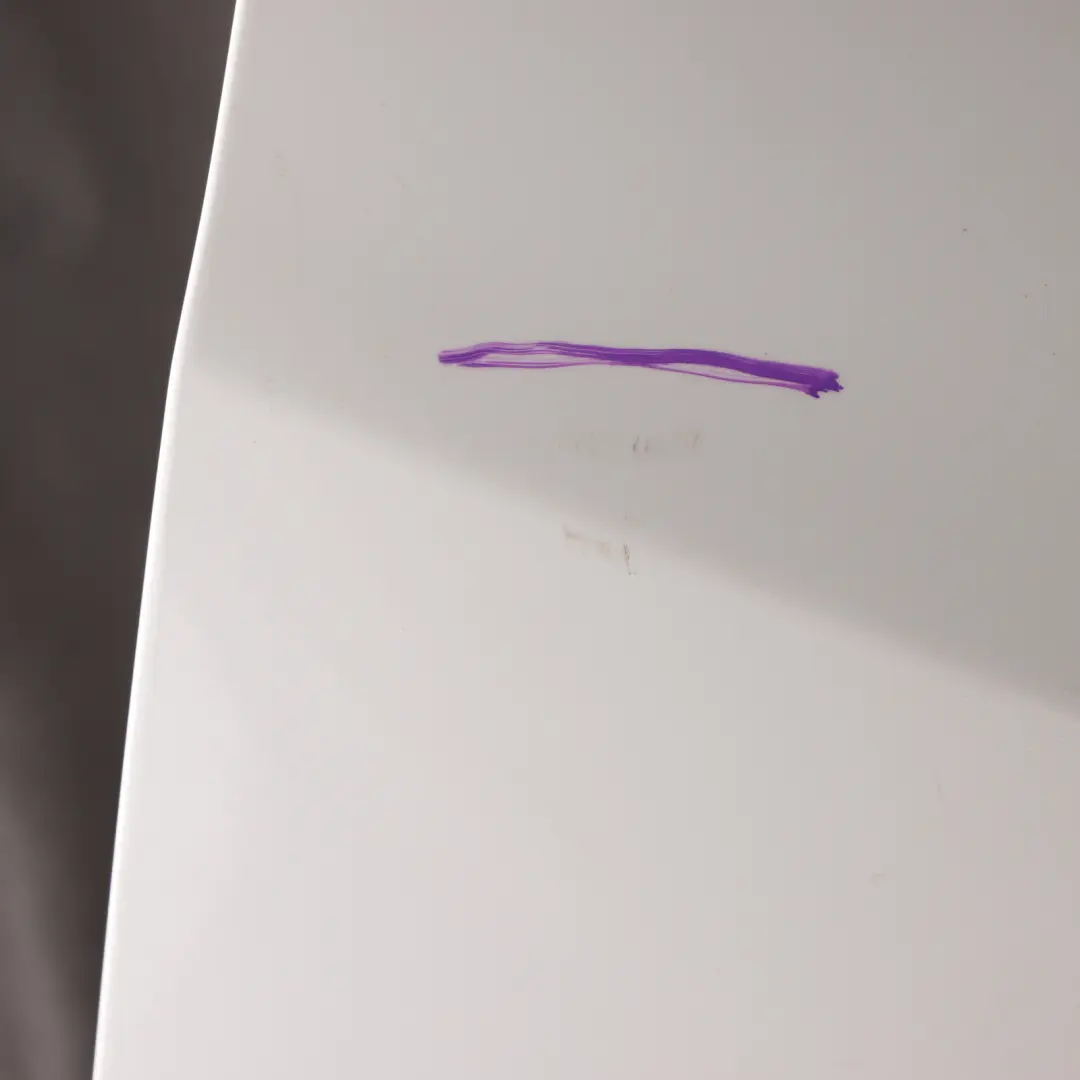 Front Side Panel Wing Fender Right O/S Ibis White - Y9C to Audi Q5 8R with Part number 8R0821106 Audi Q5 8R Front Side Panel Wing Fender Right O/S Ibis White - Y9C - SKU 8R0821106-IWH - Part number 8R0821106