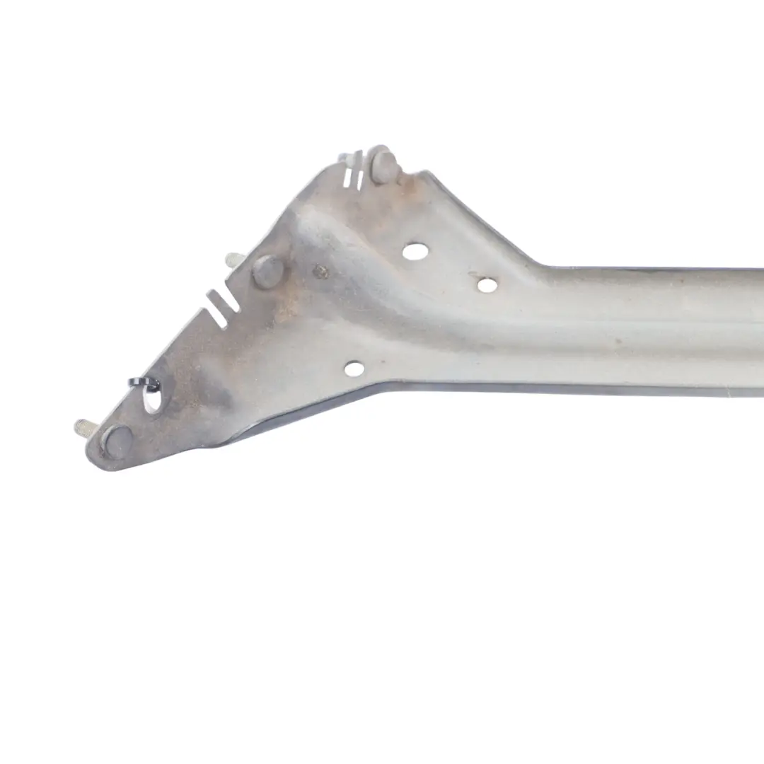 Front Fender Bracket Holder Right O/S to Audi Q5 8R with Part number 8R0821136 Audi Q5 8R Front Fender Bracket Holder Right O/S - SKU 8R0821136 - Part number 8R0821136