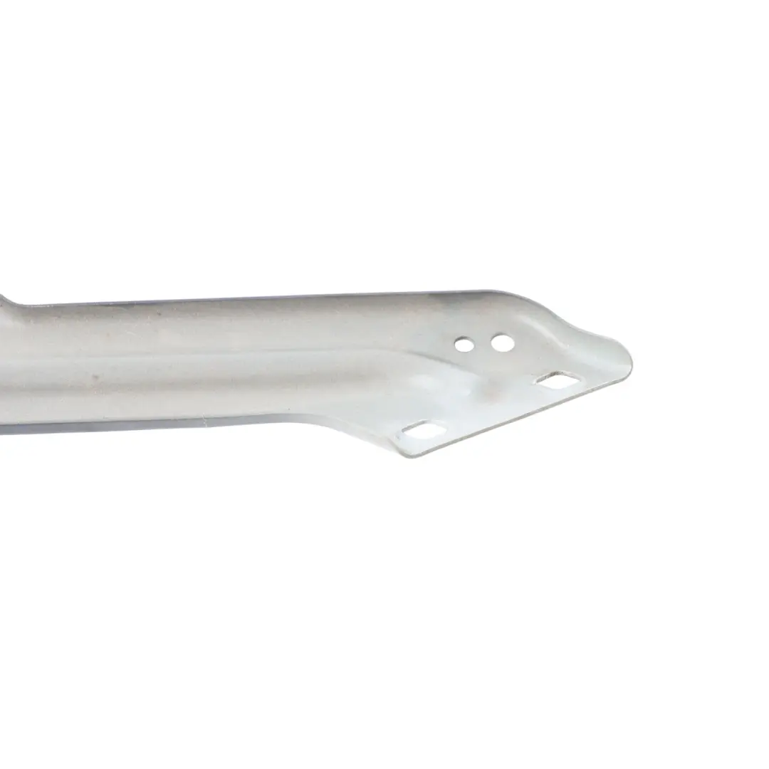 Uchwyt Mocowanie Błotnika Prawy Przód do Audi Q5 8R o numerze 8R0821136 Audi Q5 8R Uchwyt Mocowanie Błotnika Prawy Przód - SKU 8R0821136 - Numer Części 8R0821136