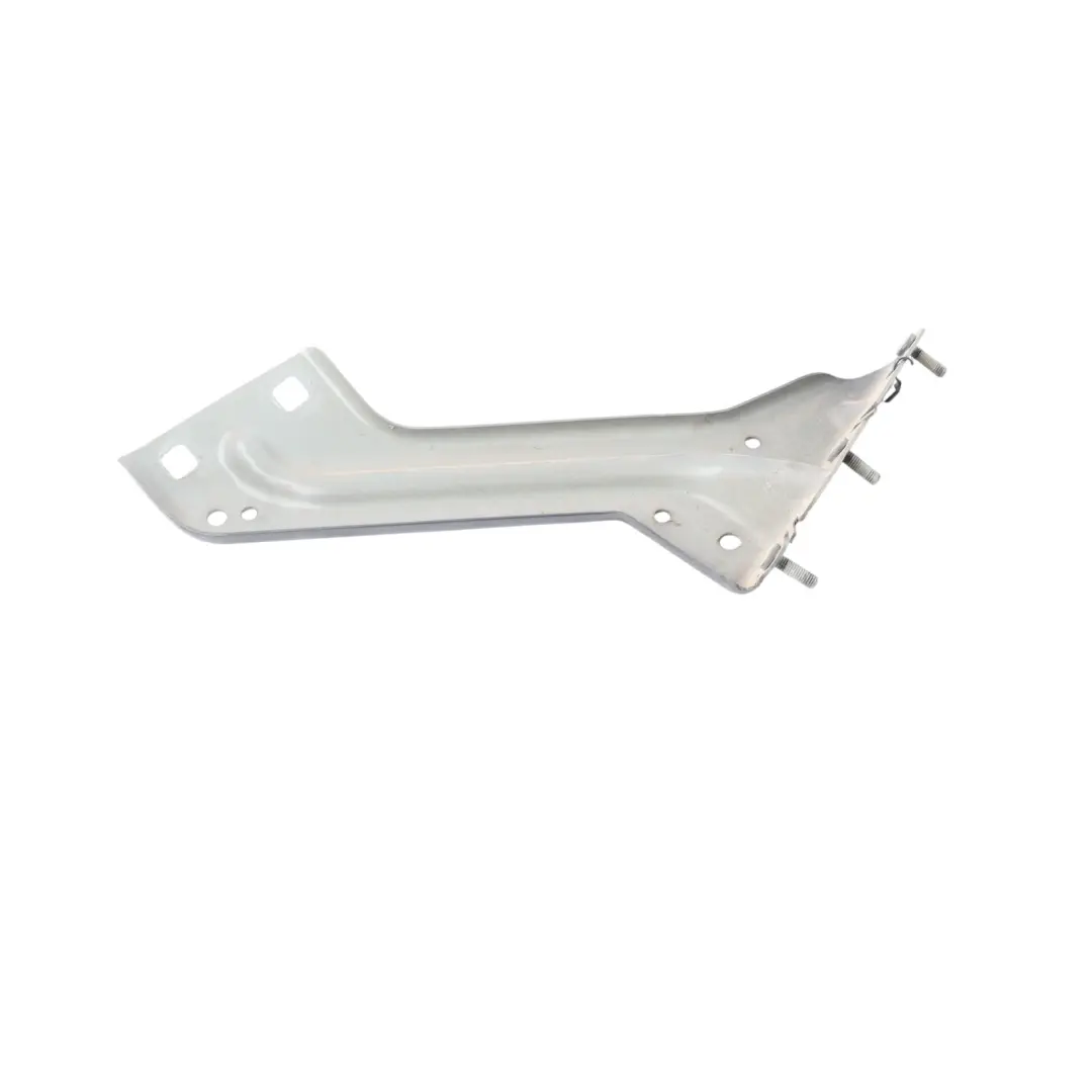 Supporto Staffa Parafango Anteriore Destra per Audi Q5 8R con numero di parte 8R0821136 Audi Q5 8R Supporto Staffa Parafango Anteriore Destra - SKU 8R0821136 - Numero di parte 8R0821136