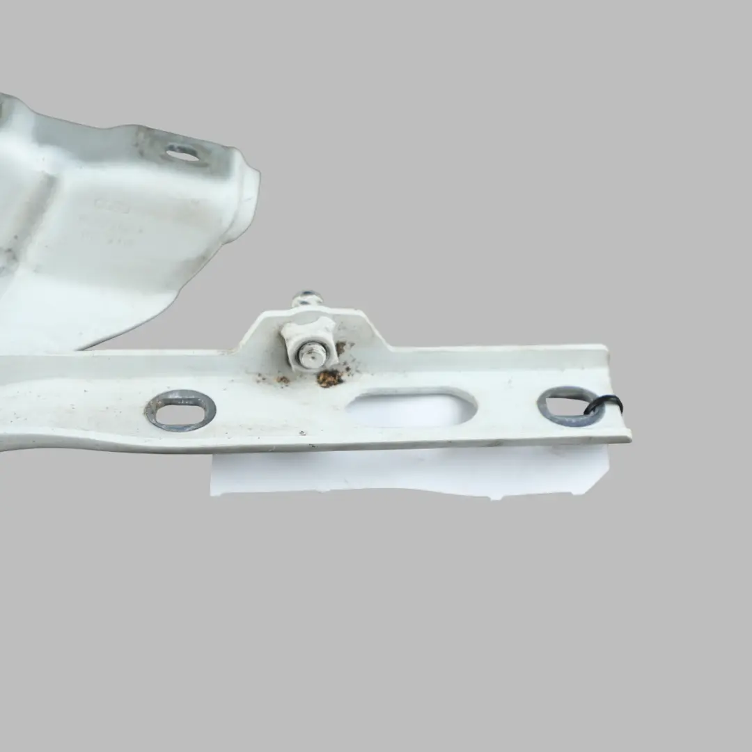 Front Hood Bonnet Hinge Right O/S Ibis White - Y9C to Audi Q5 8R with Part number 8R0823302A Audi Q5 8R Front Hood Bonnet Hinge Right O/S Ibis White - Y9C - SKU 8R0823302A-IWH - Part number 8R0823302A