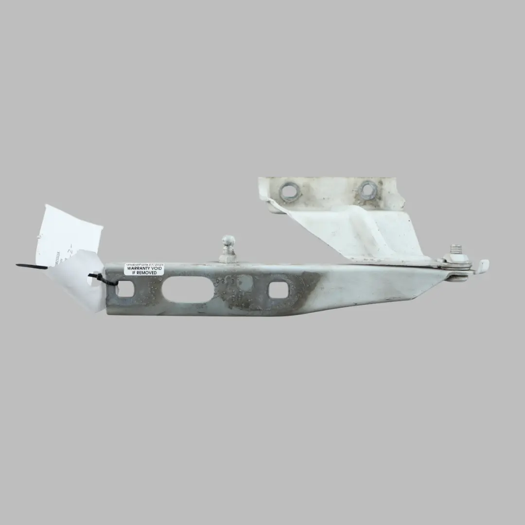 Front Hood Bonnet Hinge Right O/S Ibis White - Y9C to Audi Q5 8R with Part number 8R0823302A Audi Q5 8R Front Hood Bonnet Hinge Right O/S Ibis White - Y9C - SKU 8R0823302A-IWH - Part number 8R0823302A