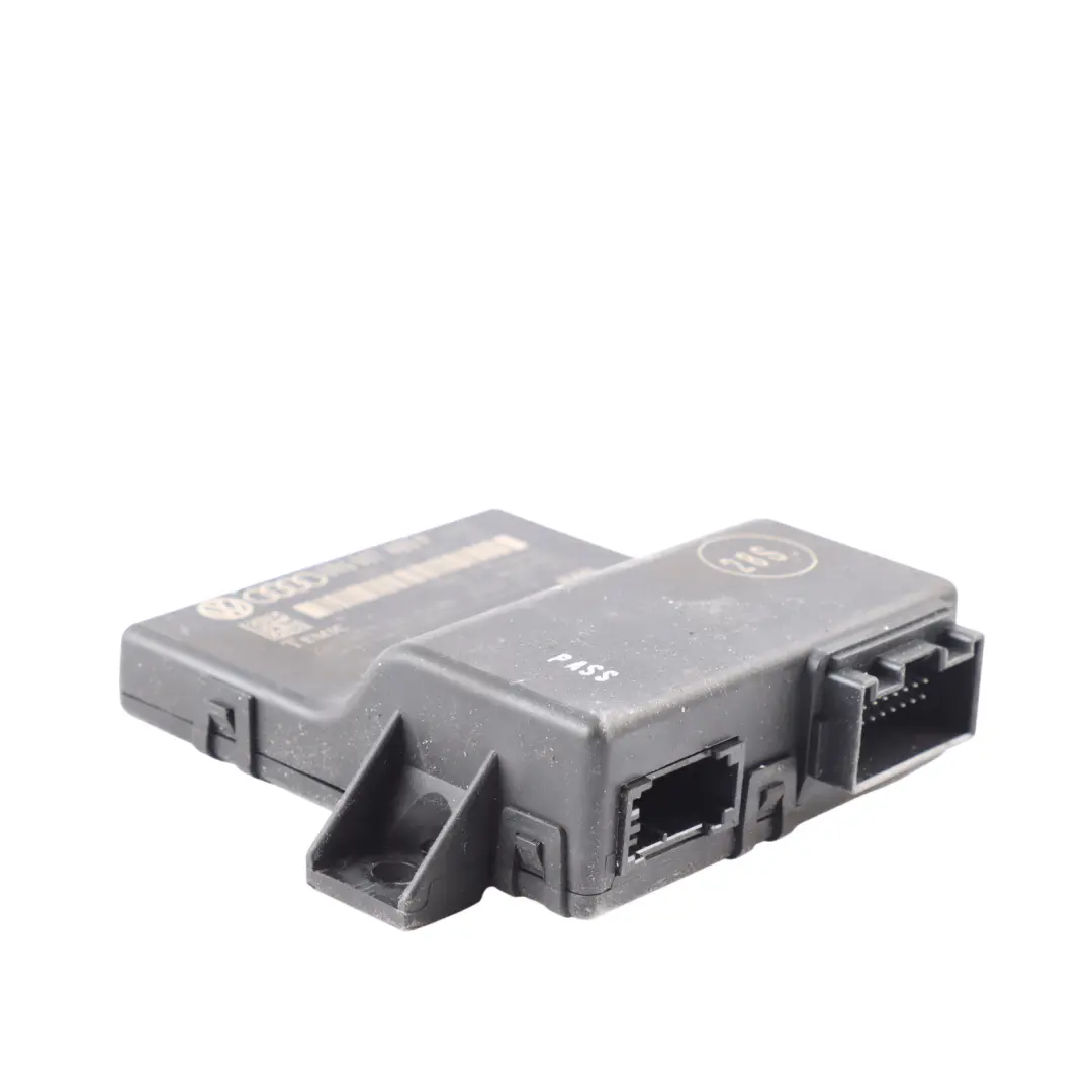 Audi A4 B8 Gateway Interface Diagnostic Control Module Unit ECU - SKU 8R0907468P - Part number 8R0907468P