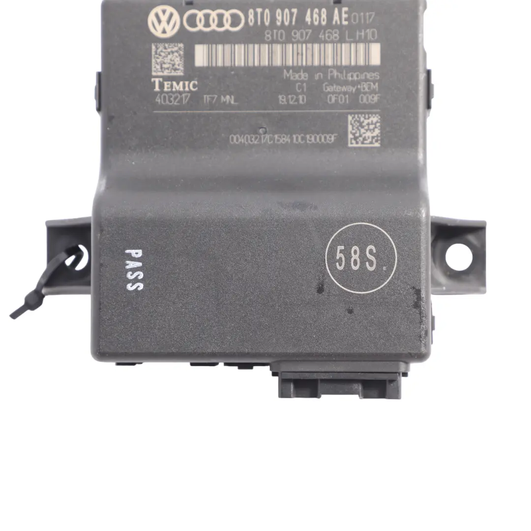 Audi A4 B8 A5 8T Gateway Interface Control Module Unit ECU - SKU 8T0907468AE - Part number 8T0907468AE