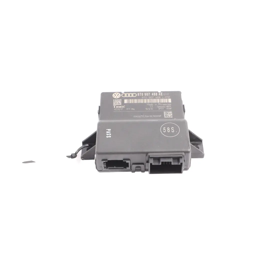 Gateway Interface Control Module Unit ECU to Audi A4 B8 A5 8T with Part number 8T0907468AE Audi A4 B8 A5 8T Gateway Interface Control Module Unit ECU - SKU 8T0907468AE - Part number 8T0907468AE