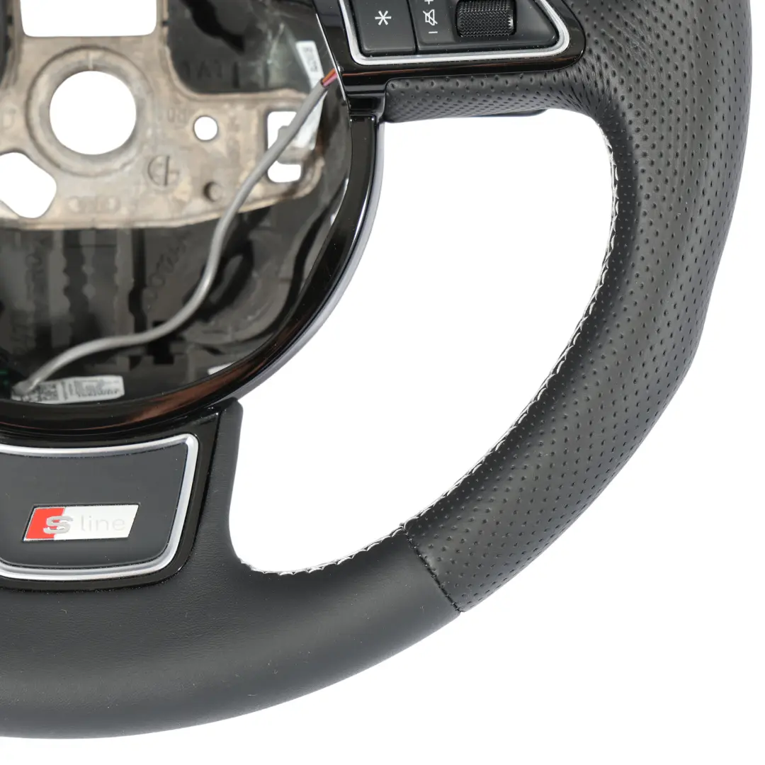Lenkrad S-Line NEU Schwarz Leder Schaltwippen für Audi Q3 8U mit Teilenummer 8U0419091S Audi Q3 8U Lenkrad S-Line NEU Schwarz Leder Schaltwippen - SKU 8U0419091S-1 - Teilenummer 8U0419091S