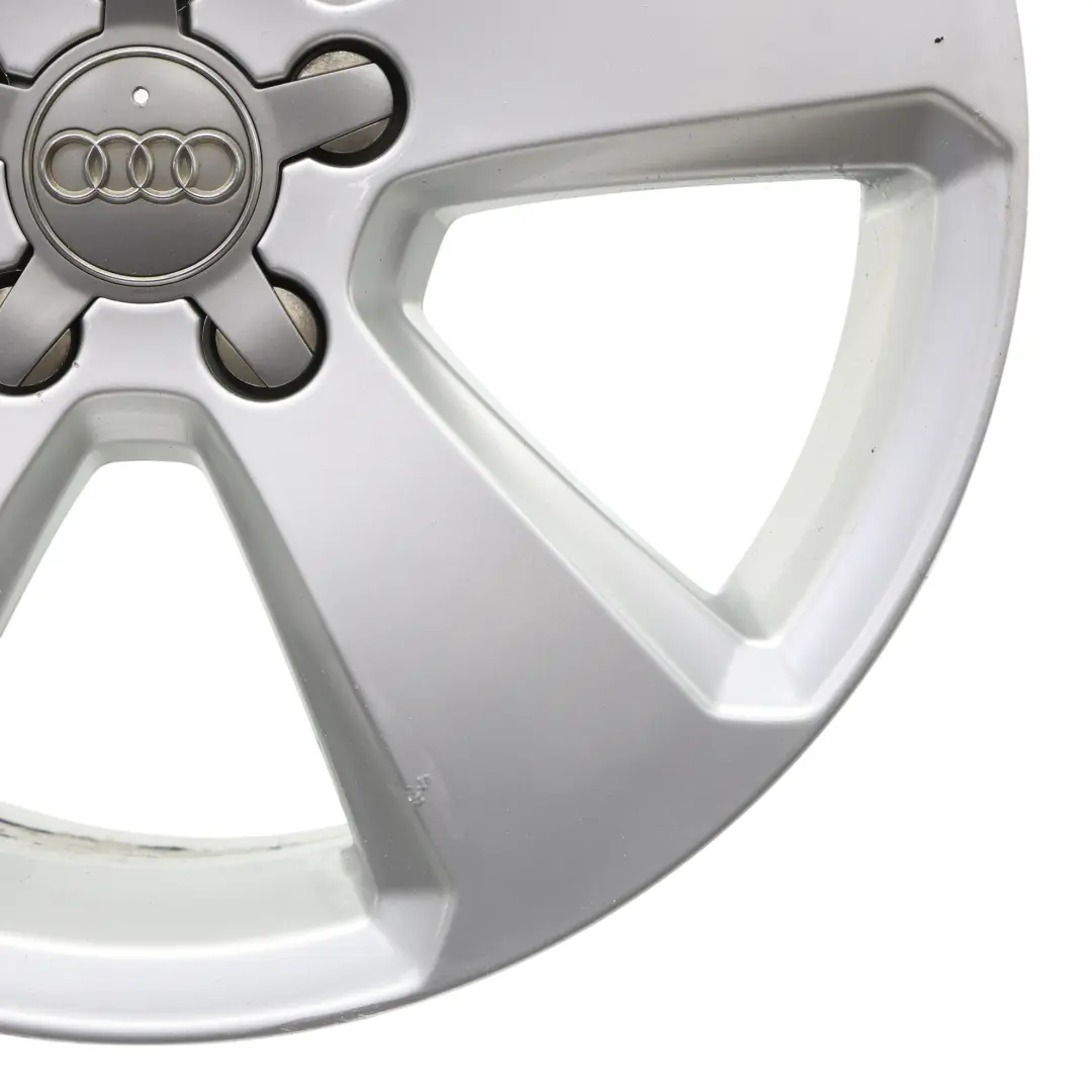 Jante En Alliage 17" ET:51 7,5J Argent pour Audi A3 8V à propos du numéro de pièce 8V0601025 Audi A3 8V Jante En Alliage 17" ET:51 7,5J Argent - SKU 8V0601025-4 - Numéro de pièce 8V0601025