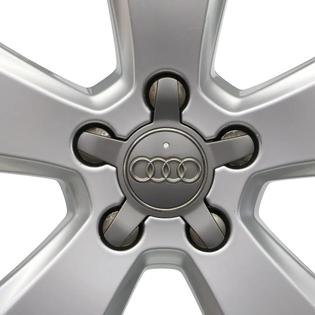 Alloy Rim 17" ET:51 7,5J Star Spoke Silver to Audi A3 8V Wheel with Part number 8V0601025 Audi A3 8V Wheel Alloy Rim 17" ET:51 7,5J Star Spoke Silver - SKU 8V0601025-5 - Part number 8V0601025