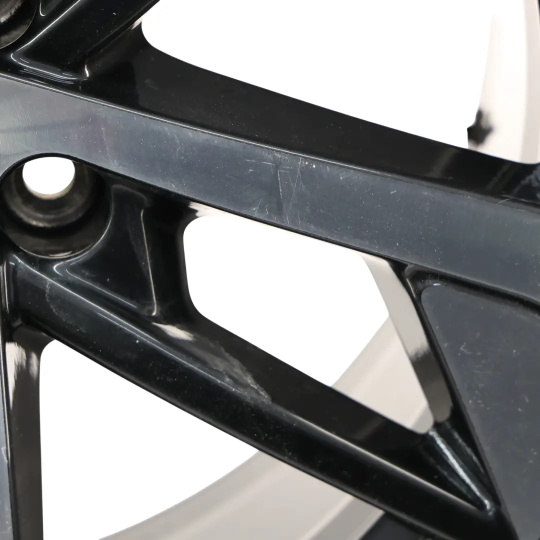 Leicht Metall Felge 18" ET:51 7,5J Rotor Schwarz für Audi A3 S3 8V mit Teilenummer 8V0601025EQ Audi A3 S3 8V Leicht Metall Felge 18" ET:51 7,5J Rotor Schwarz - SKU 8V0601025EQ-1 - Teilenummer 8V0601025EQ