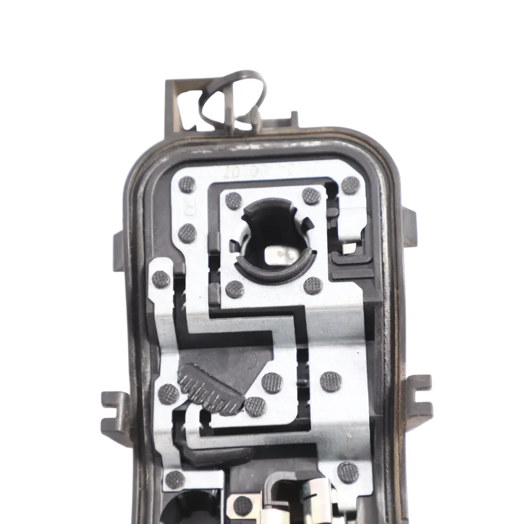 Tail Light Outer Lamp Bulb Holder Bracket Right O/S to Audi A3 8V Rear with Part number 8V3945258 Audi A3 8V Rear Tail Light Outer Lamp Bulb Holder Bracket Right O/S - SKU 8V3945258 - Part number 8V3945258
