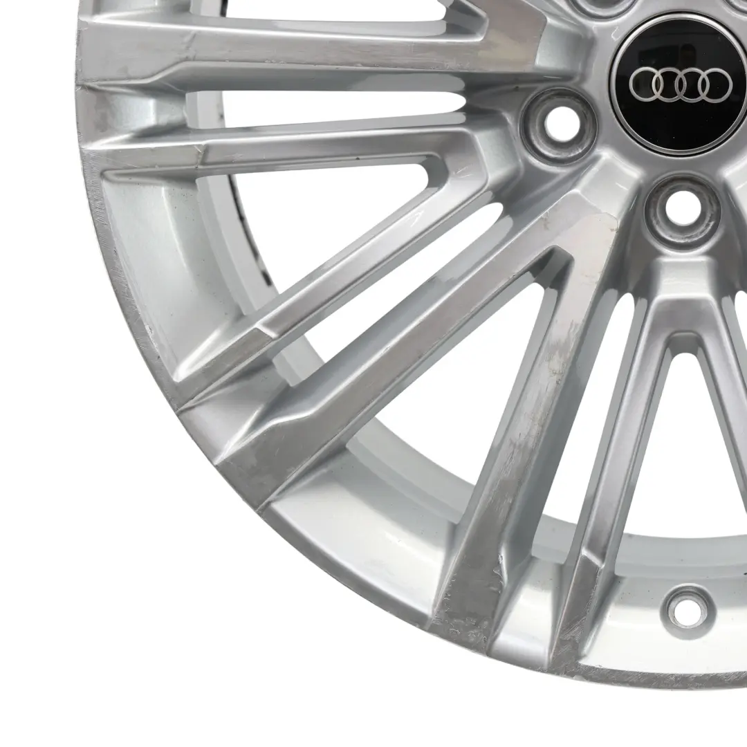 Jante argentée en alliage léger 19" 8,5J ET:40 pour Audi A4 8W B9 à propos du numéro de pièce 8W0601025BE Audi A4 8W B9 Jante argentée en alliage léger 19" 8,5J ET:40 - SKU 8W0601025BE-2 - Numéro de pièce 8W0601025BE