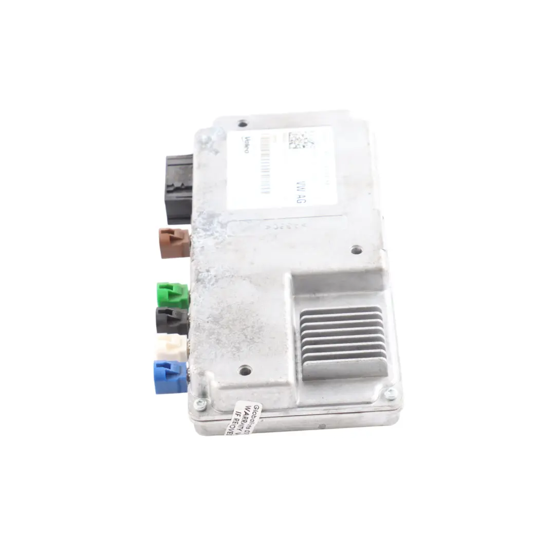 Camera Control Module Unit ECU to Audi A4 B9 with Part number 8W0907428B Audi A4 B9 Camera Control Module Unit ECU - SKU 8W0907428B - Part number 8W0907428B