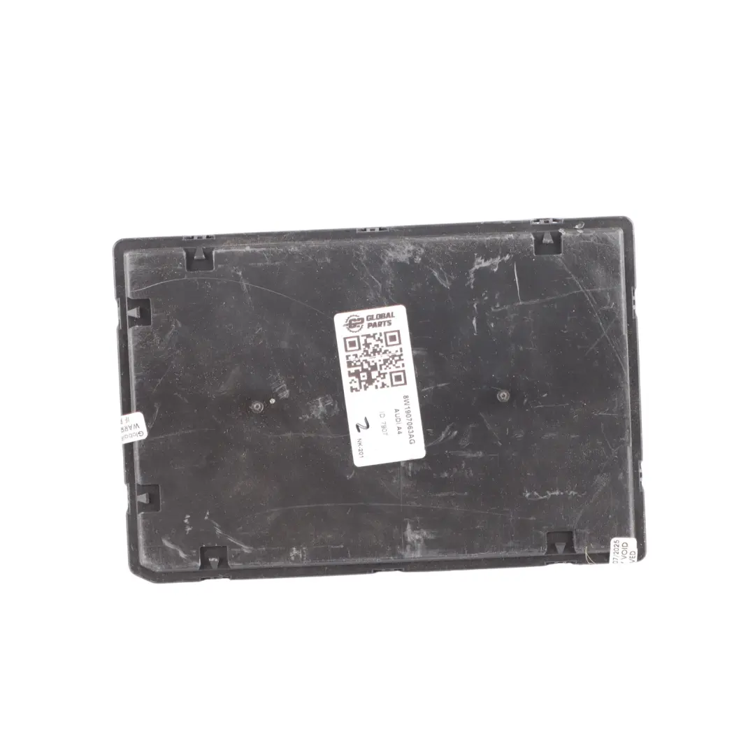 Body Control Comfort Unit Module BCM Unit ECU to Audi A4 B9 with Part number 8W1907063AG Audi A4 B9 Body Control Comfort Unit Module BCM Unit ECU - SKU 8W1907063AG - Part number 8W1907063AG