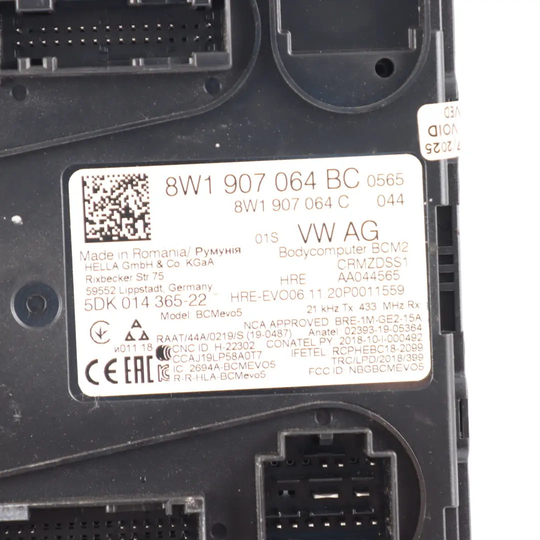 Audi A4 B9 Body Control Module BCM Comfort Control Unit Power Supply - SKU 8W1907064BC - Part number 8W1907064BC