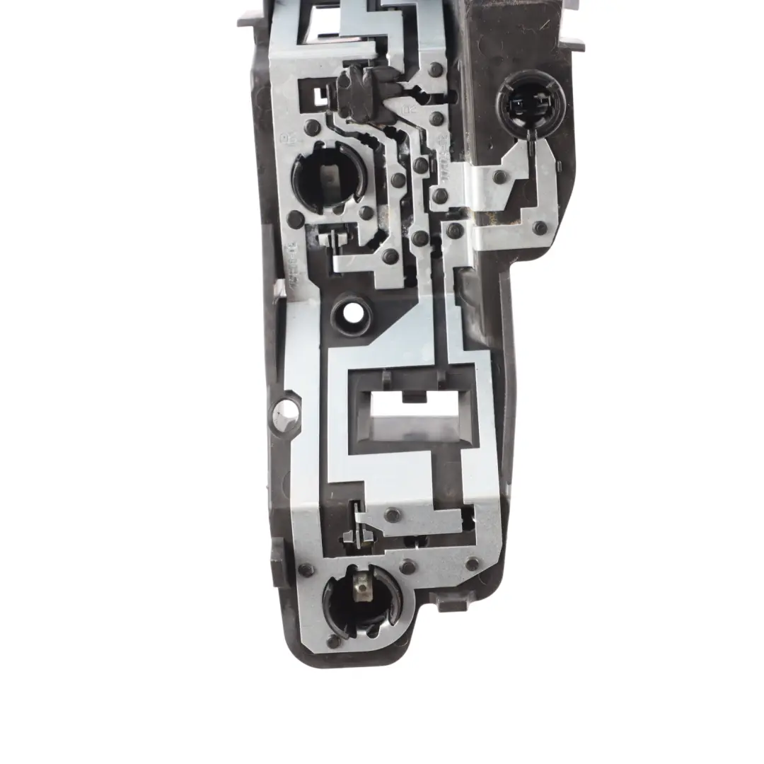 Bulb Socket Holder Bracket Right O/S to Audi A1 8X Rear Tailgate Hatch with Part number 8X0945258 Audi A1 8X Rear Tailgate Hatch Bulb Socket Holder Bracket Right O/S - SKU 8X0945258 - Part number 8X0945258