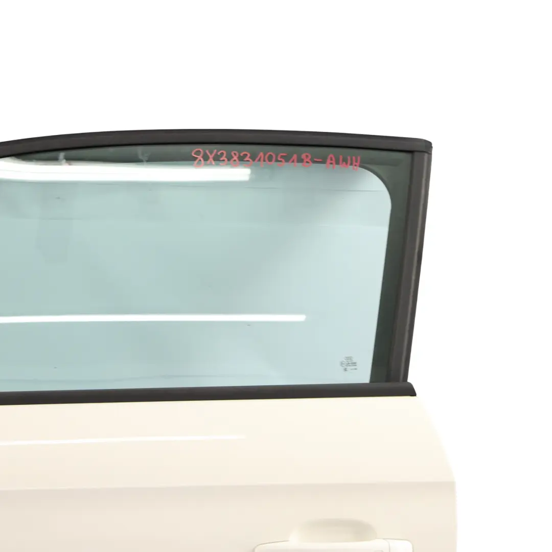 Porta Anteriore Sinistra Pannello Amalfi White Bianco - Y9K per Audi A1 8X con numero di parte 8X3831051B Audi A1 8X Porta Anteriore Sinistra Pannello Amalfi White Bianco - Y9K - SKU 8X3831051B-AWH - Numero di parte 8X3831051B