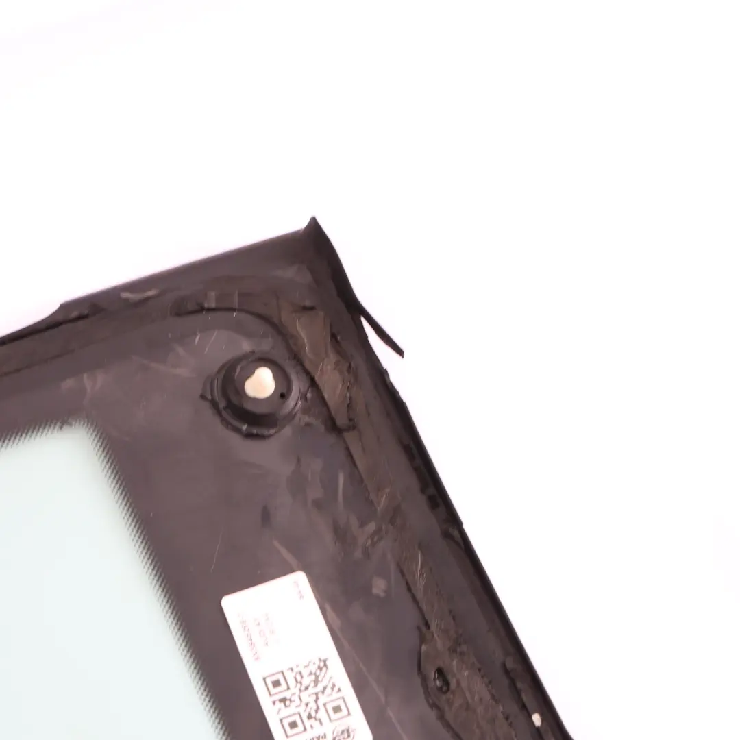 Vitre Latérale Arrière Gauche AS2 pour Audi A1 8X à propos du numéro de pièce 8X3845299 Audi A1 8X Vitre Latérale Arrière Gauche AS2 - SKU 8X3845299-1 - Numéro de pièce 8X3845299