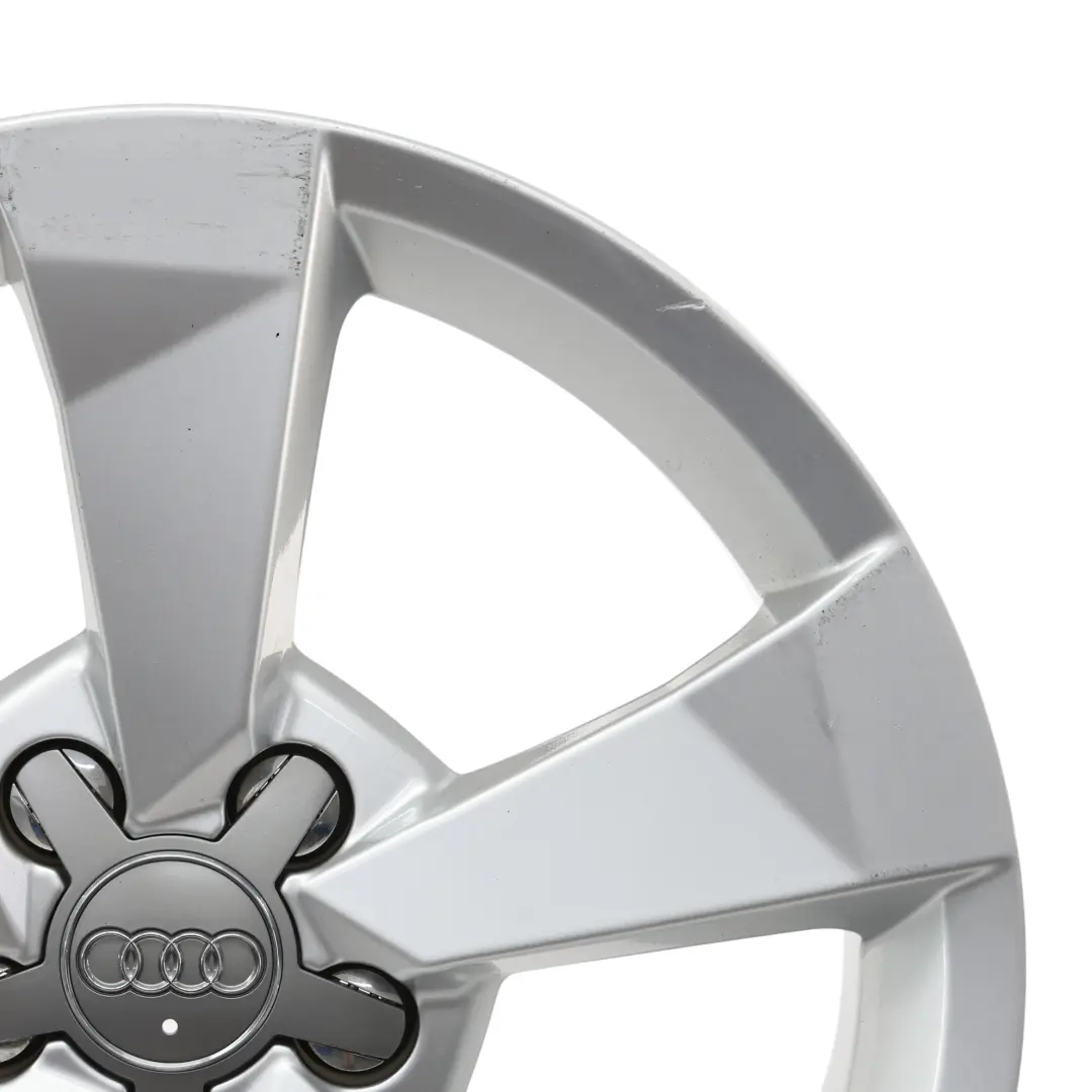 Audi A1 8X Cerchio Lega Argento 16" 7J ET:34 Star Spoke - SKU 8XA601025A-4 - Numero di parte 8XA601025A