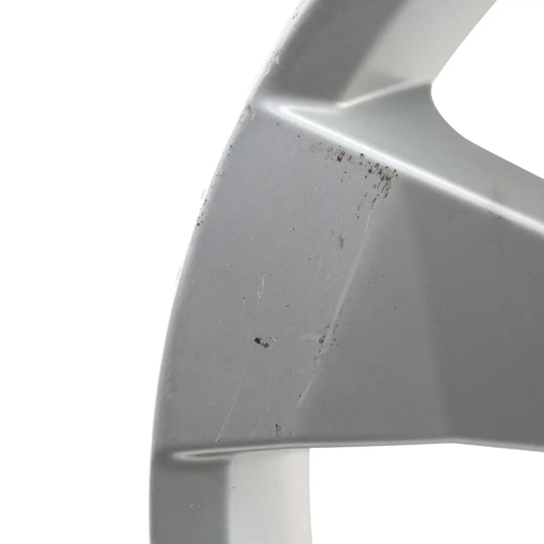 Jante Alliage Argent 16" 7J ET:34 Rayons Étoilés pour Audi A1 8X à propos du numéro de pièce 8XA601025A Audi A1 8X Jante Alliage Argent 16" 7J ET:34 Rayons Étoilés - SKU 8XA601025A-4 - Numéro de pièce 8XA601025A