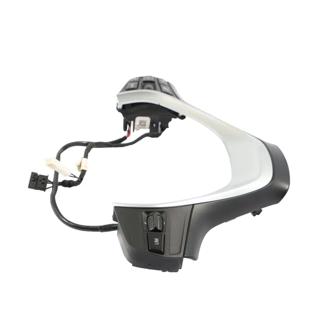 Tapa Interruptor Multifuncion Volante Deportivo para BMW F20 F21 F30 con número de pieza 9225710 BMW F20 F21 F30 Tapa Interruptor Multifuncion Volante Deportivo - SKU 9225710-9 - Número de pieza 9225710