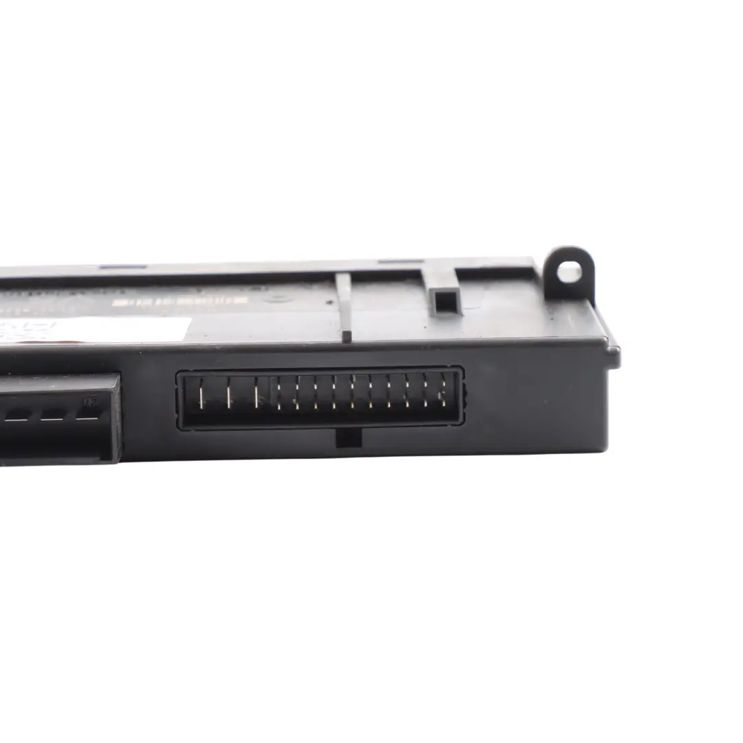 Body Control Module JBBFE III V5 Junction Box ECU to BMW F10 with Part number 9228490 BMW F10 Body Control Module JBBFE III V5 Junction Box ECU - SKU 9228490 - Part number 9228490