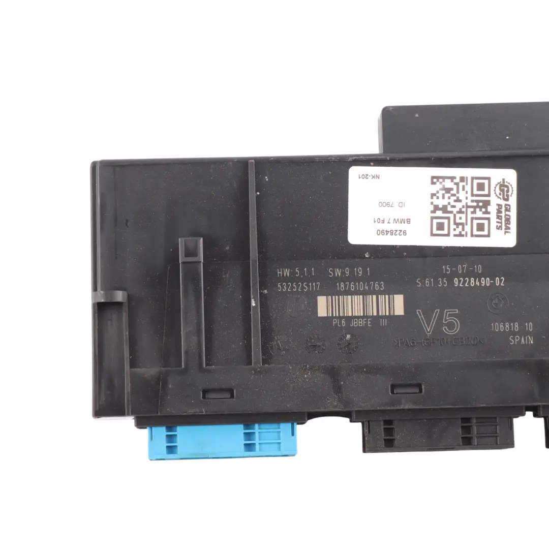 Body Control Module JBBFE III V5 Junction Box ECU to BMW F10 with Part number 9228490 BMW F10 Body Control Module JBBFE III V5 Junction Box ECU - SKU 9228490 - Part number 9228490