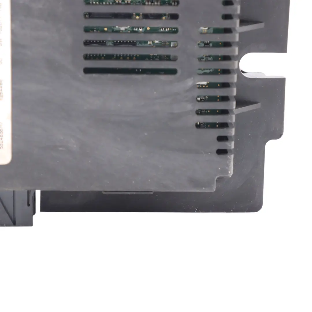 Footwell Light Control Unit Module Controller AHL FRM3R PL2 9175649 to BMW E81 with Part number 9240526 BMW E81 Footwell Light Control Unit Module Controller AHL FRM3R PL2 9175649 - SKU 9240526 - Part number 9240526