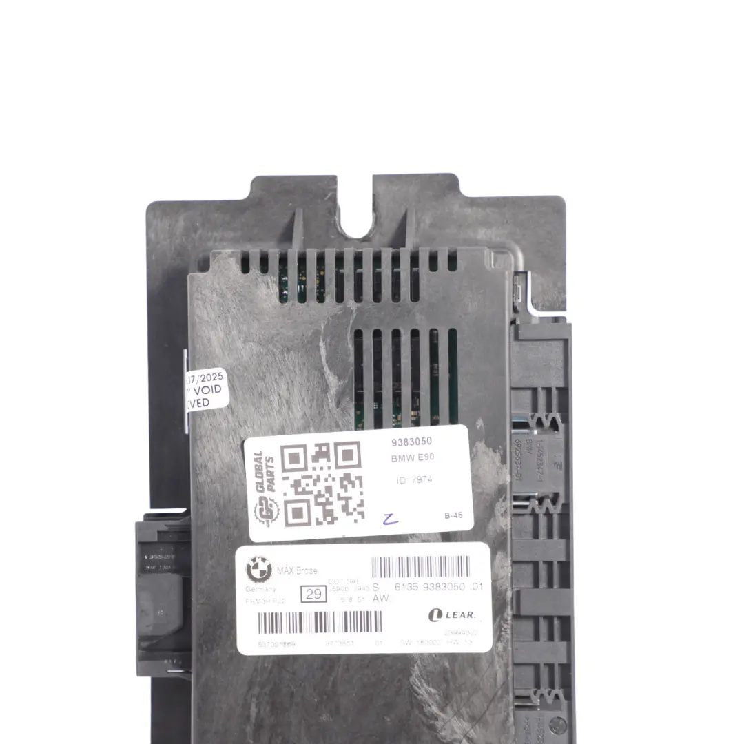 Footwell Light Module Control Unit ECU Lear FRM3R PL2 9286887 to BMW E90 LCI with Part number 9383050 BMW E90 LCI Footwell Light Module Control Unit ECU Lear FRM3R PL2 9286887 - SKU 9383050 - Part number 9383050