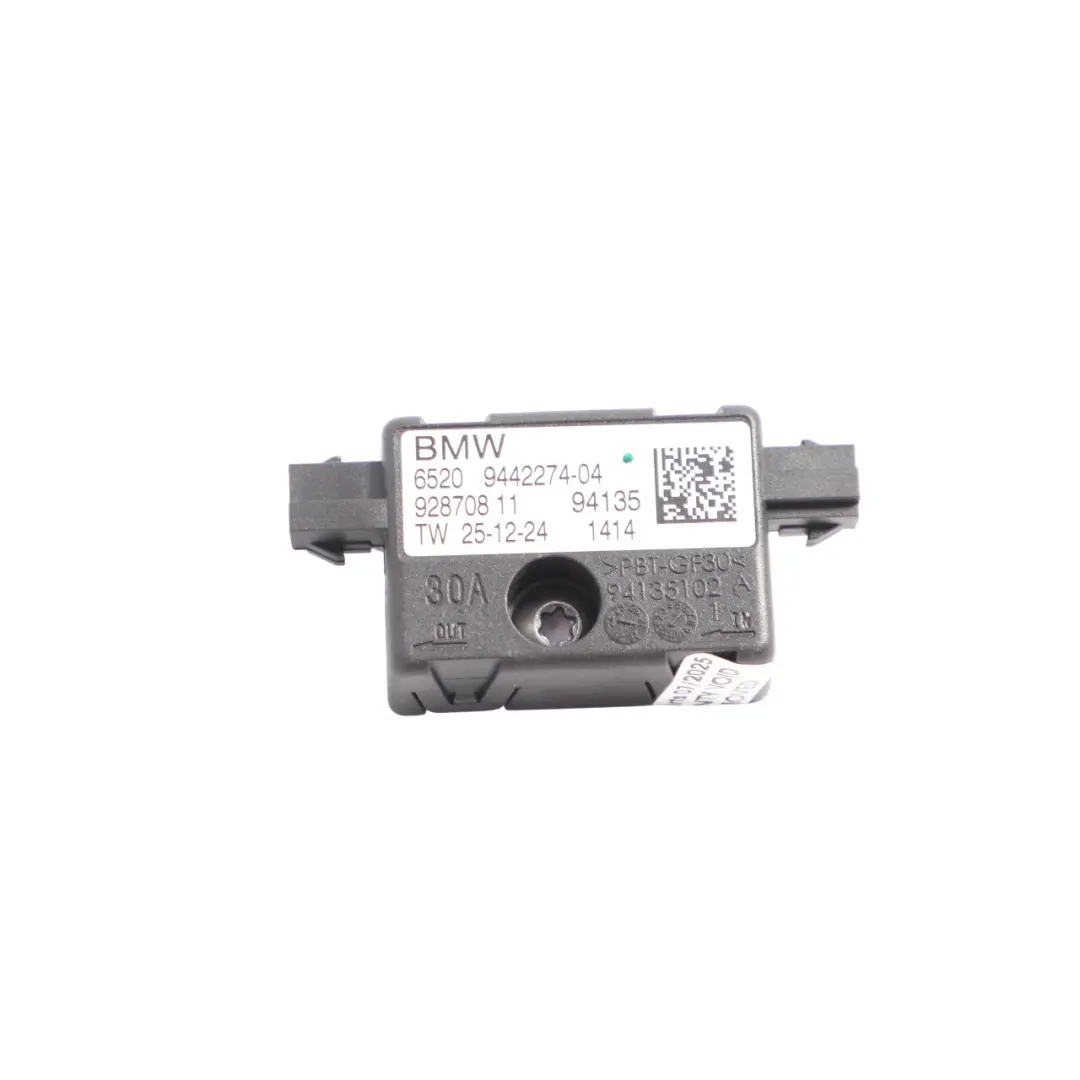 Antenna Trap Circuit Amplifier Booster Unit Diversity to BMW F70 U06 with Part number 9442274 BMW F70 U06 Antenna Trap Circuit Amplifier Booster Unit Diversity - SKU 9442274 - Part number 9442274