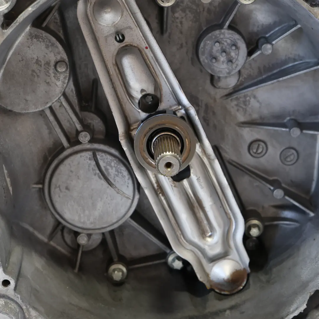 Vitesses Manuelle GS6-53DG GARANTIE pour Mini R60 Countryman Cooper SD ALL4 à propos du numéro de pièce 9810110 Mini R60 Countryman Cooper SD ALL4 Vitesses Manuelle GS6-53DG GARANTIE - SKU 9810110 - Numéro de pièce 9810110