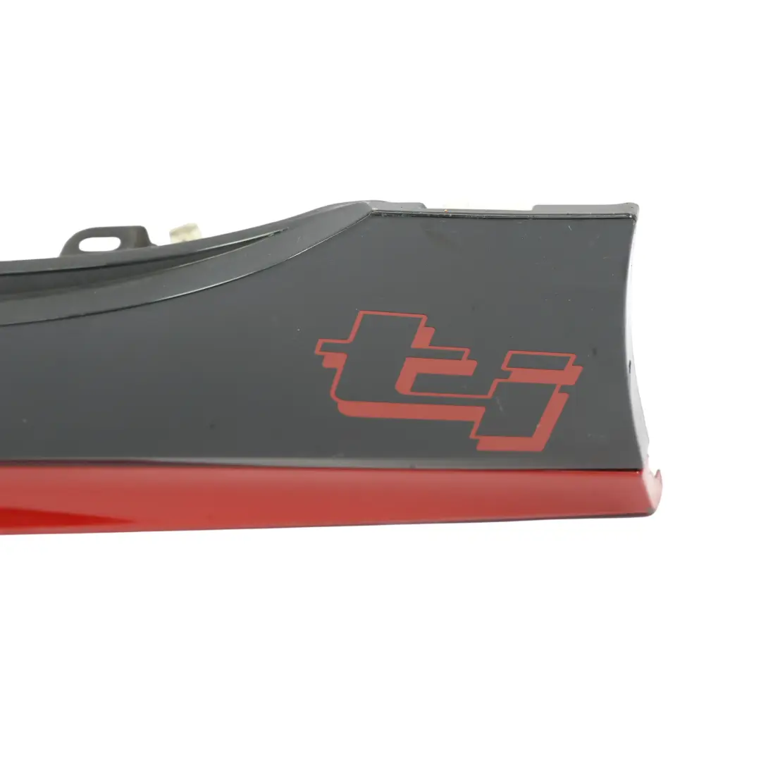 Faldón Lateral M Sport Sill Strip Izquierdo Black Sapphire Negro - 475 para BMW F40 con número de pieza 9881574 BMW F40 Faldón Lateral M Sport Sill Strip Izquierdo Black Sapphire Negro - 475 - SKU 9881574-BS1 - Número de pieza 9881574