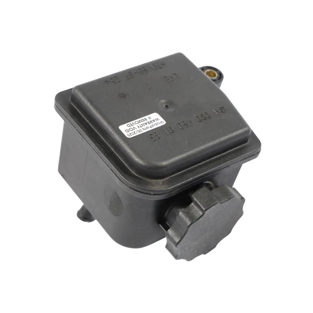 Steering Fluid Bottle Tank Reservoir to Mercedes A209 Petrol Power with Part number A0004600183 Mercedes A209 Petrol Power Steering Fluid Bottle Tank Reservoir - SKU A0004600183 - Part number A0004600183