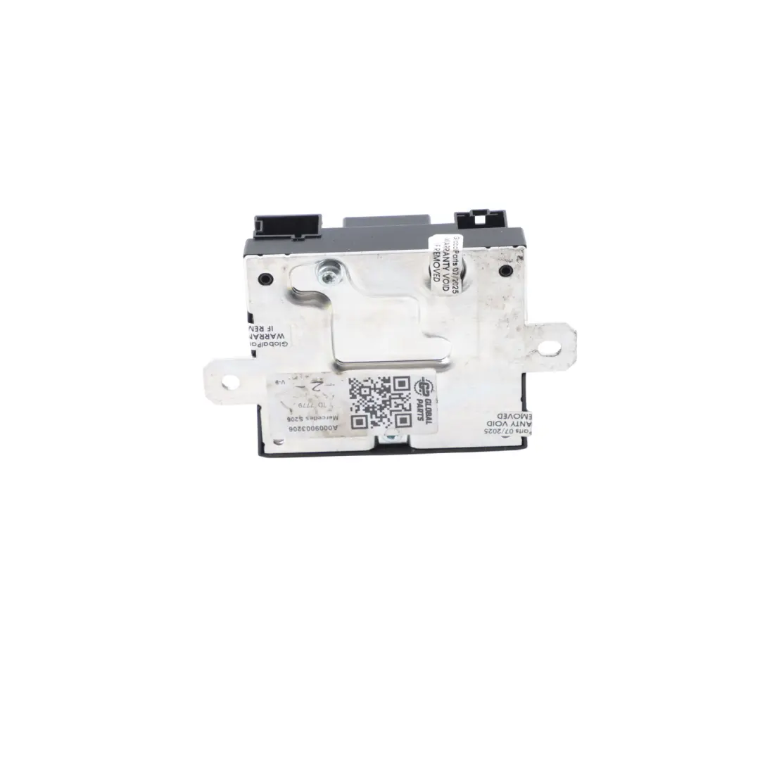 Moduł Sterujący Pompy Paliwa do Mercedes W205 W222 o numerze A0009003206 Mercedes W205 W222 Moduł Sterujący Pompy Paliwa - SKU A0009003206 - Numer Części A0009003206