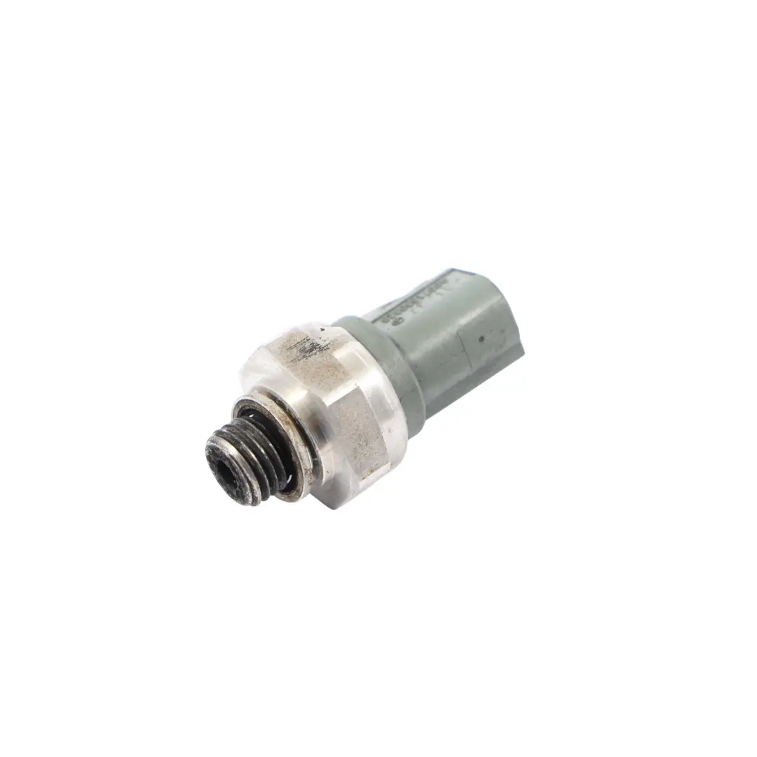 Turbine A/C Drucksensor Schalter für Mercedes C207 mit Teilenummer A0071530328 Mercedes C207 Turbine A/C Drucksensor Schalter - SKU A0071530328 - Teilenummer A0071530328