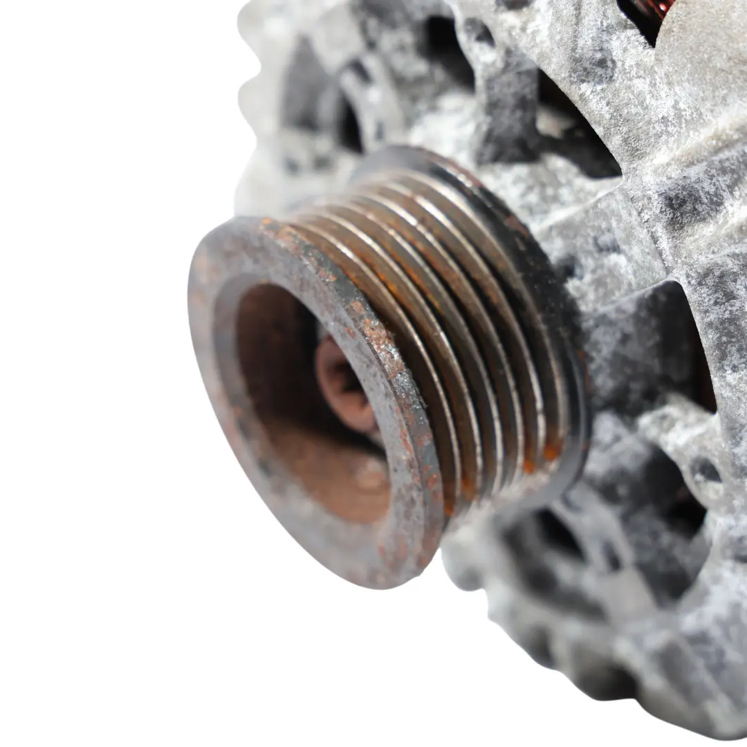 Mercedes W163 CL203 W203 Benzyna Alternator Valeo 120A - SKU A0111546402 - Numer Części A0111546402