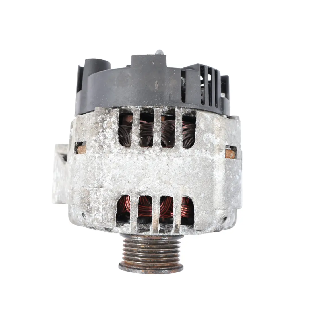 Benzina Alternatore Generatore Valeo 120A per Mercedes W163 CL203 W203 con numero di parte A0111546402 Mercedes W163 CL203 W203 Benzina Alternatore Generatore Valeo 120A - SKU A0111546402 - Numero di parte A0111546402