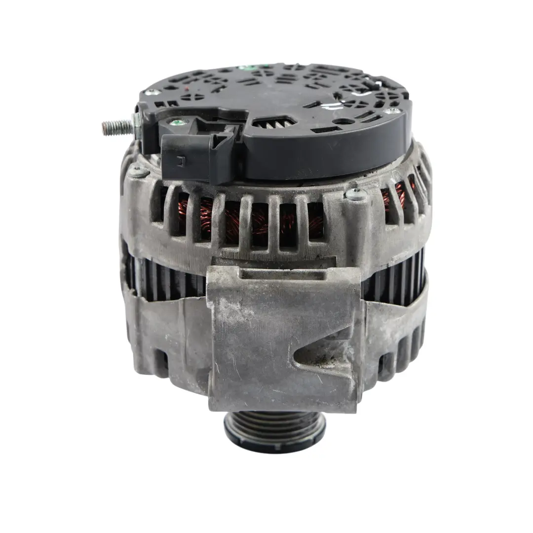  Alternador Mercedes W164 W221 W251 Motor Generador 220A Valeo A0009063522 - SKU A0141541302 - Número de pieza A0141541302