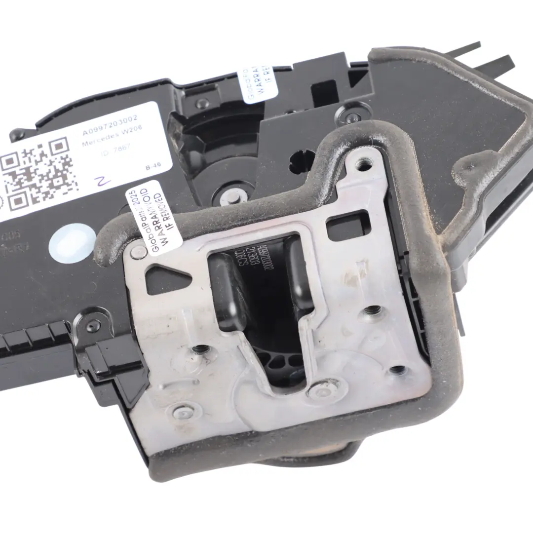Door Lock Mechanism Linkage Front Right O/S to Mercedes W206 with Part number A0997203002 Mercedes W206 Door Lock Mechanism Linkage Front Right O/S - SKU RHD-A0997203002 - Part number A0997203002