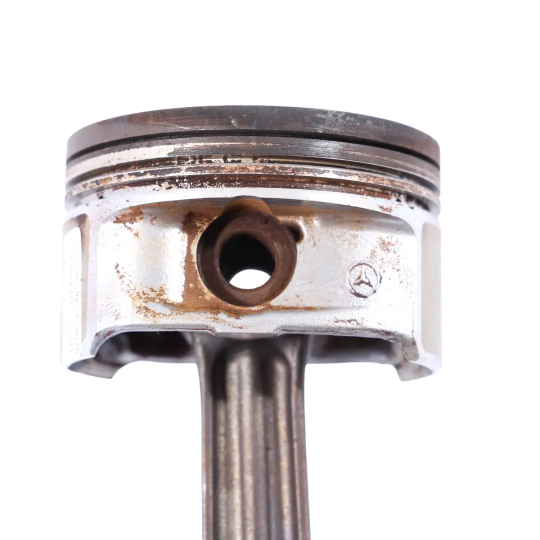 M112 Tłok Korbowód do Mercedes W203 A209 W211 o numerze A1120306617 Mercedes W203 A209 W211 M112 Tłok Korbowód - SKU A1120306617 - Numer Części A1120306617