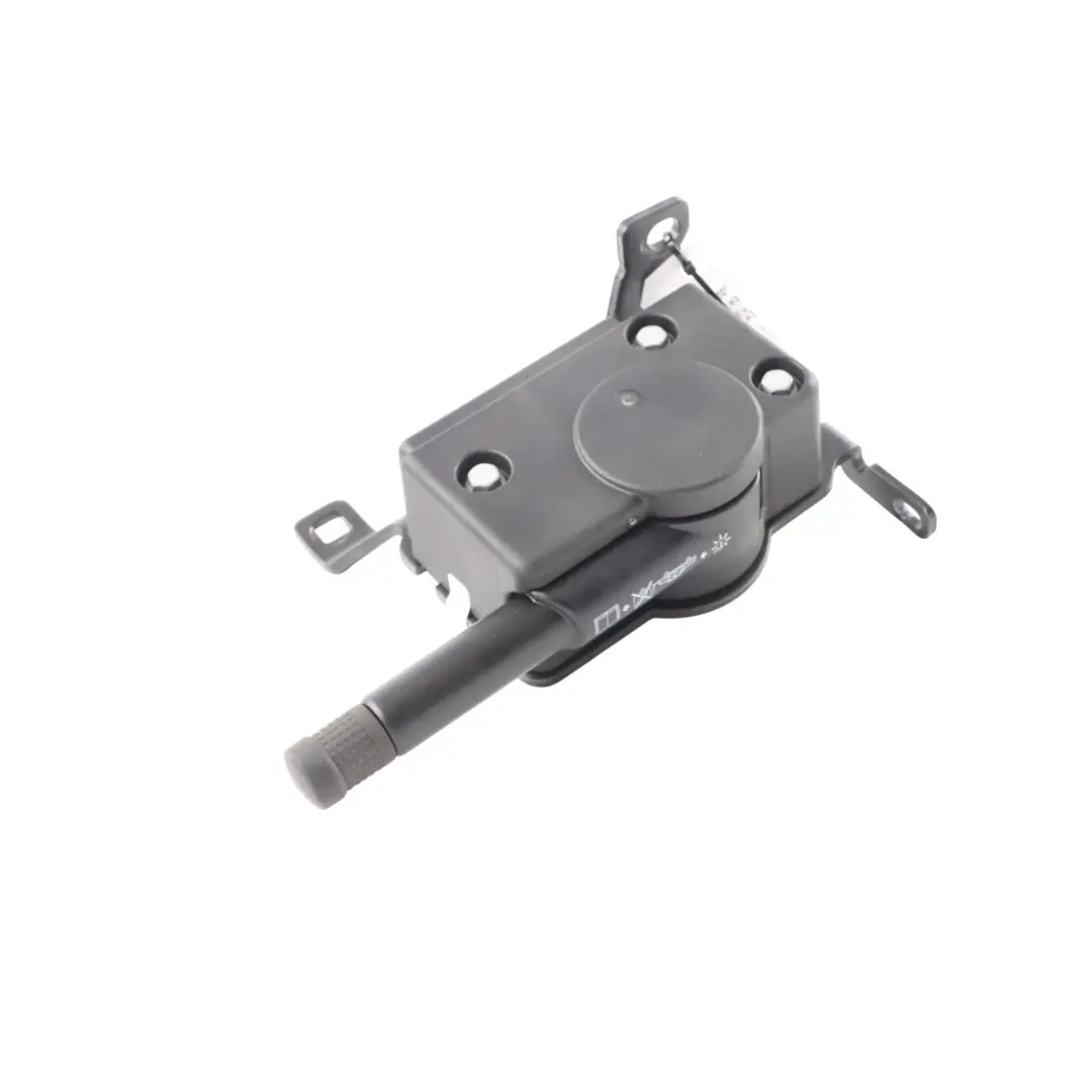 Mercedes W164 Trailer Coupling Lever Hitch - SKU A1643100473 - Part number A1643100473