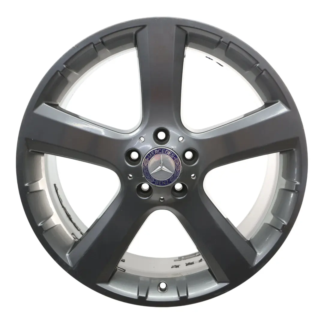 Cerchio in lega grigio 20" 8,5J ET:56 per Mercedes ML W164 con numero di parte A1644011102 Mercedes ML W164 Cerchio in lega grigio 20" 8,5J ET:56 - SKU A1644011102-1 - Numero di parte A1644011102