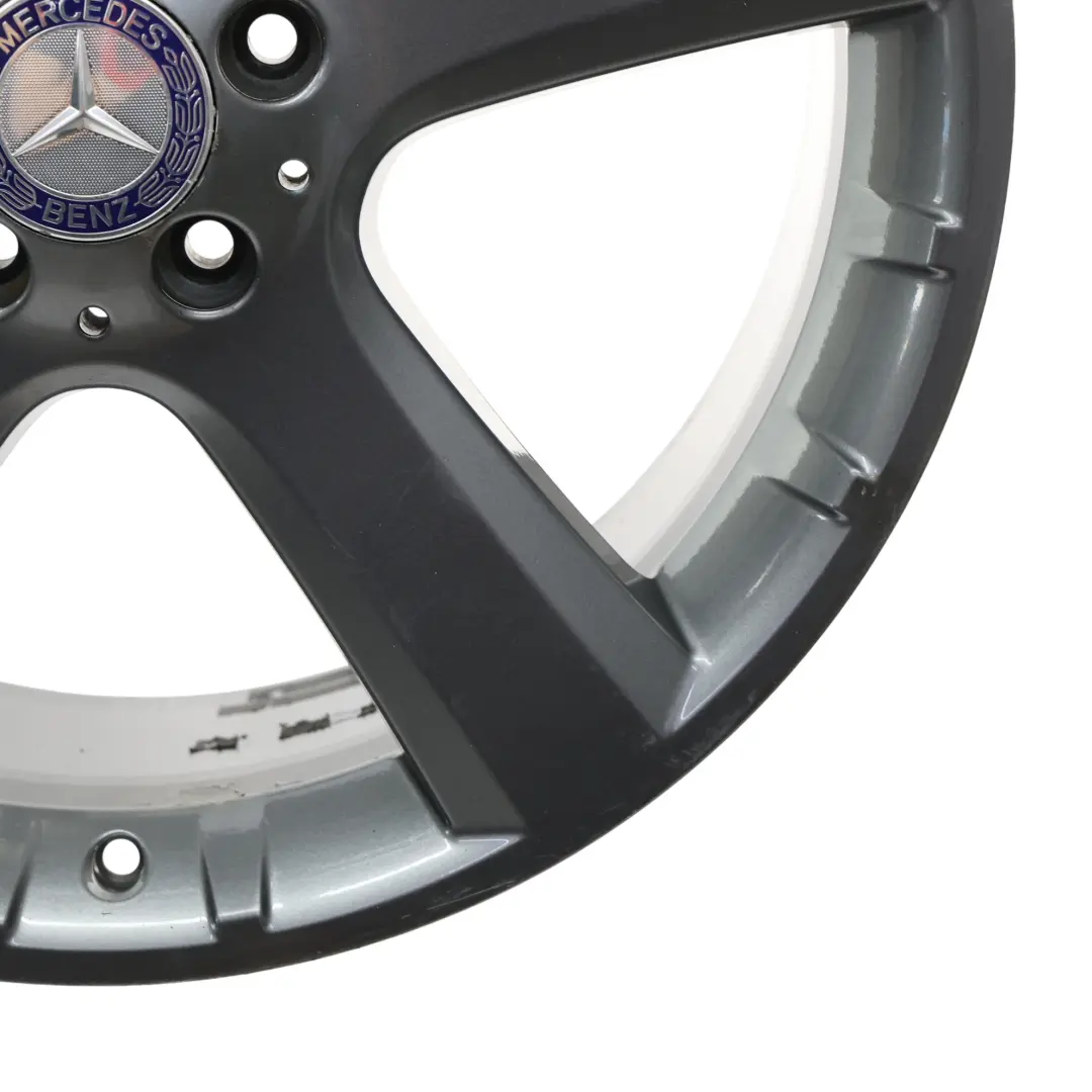 Grau Leicht metall felge 20" 8,5J ET:56 für Mercedes ML W164 mit Teilenummer A1644011102 Mercedes ML W164 Grau Leicht metall felge 20" 8,5J ET:56 - SKU A1644011102-1 - Teilenummer A1644011102