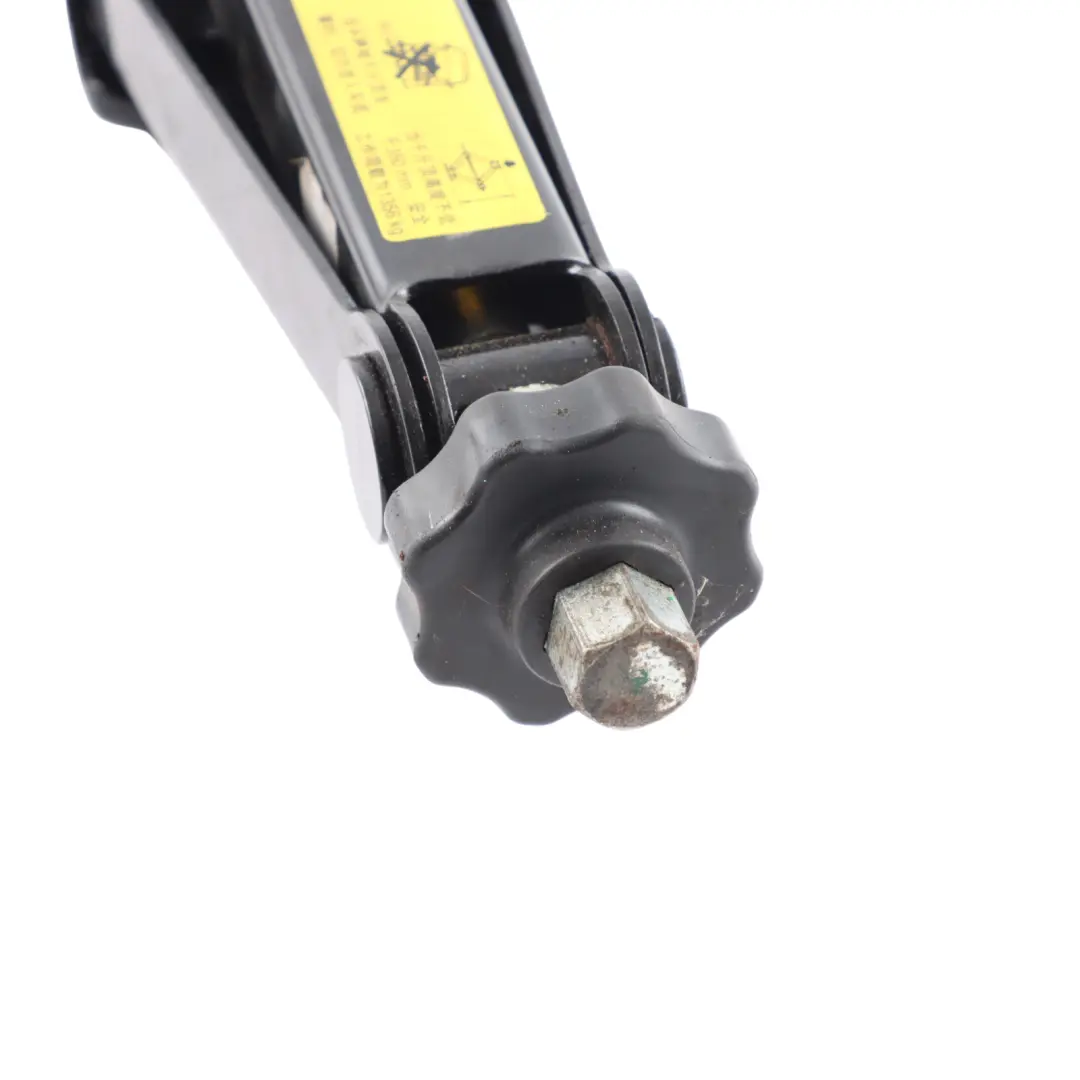Lifting Jack Car Tool Emergency Wheel Lift to Mercedes ML W164 GL X164 with Part number A1645800015 Mercedes ML W164 GL X164 Lifting Jack Car Tool Emergency Wheel Lift - SKU A1645800015 - Part number A1645800015