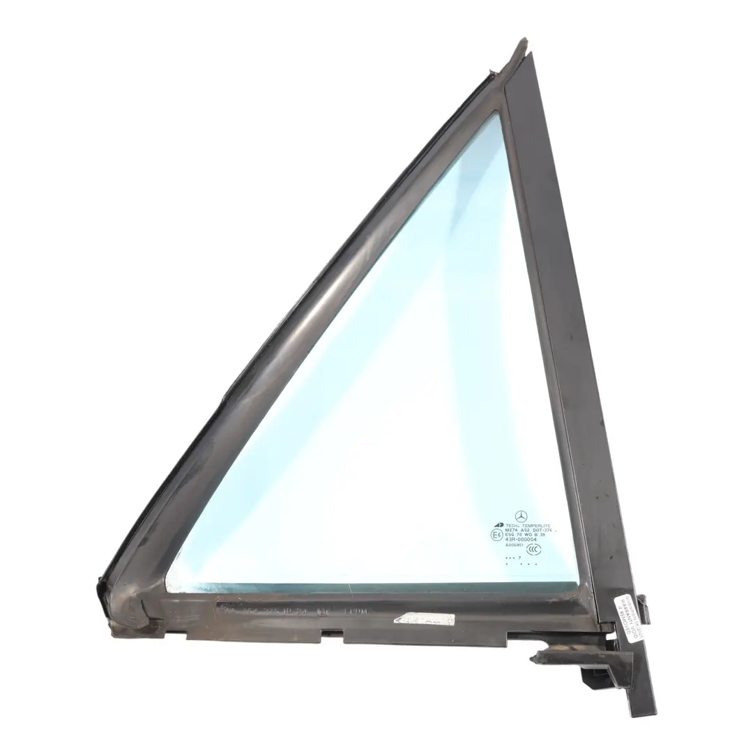 Vitre De Porte Arrière Droite Triangle Bleu AS2 pour Mercedes W164 à propos du numéro de pièce A1647302455 Mercedes W164 Vitre De Porte Arrière Droite Triangle Bleu AS2 - SKU A1647302455 - Numéro de pièce A1647302455