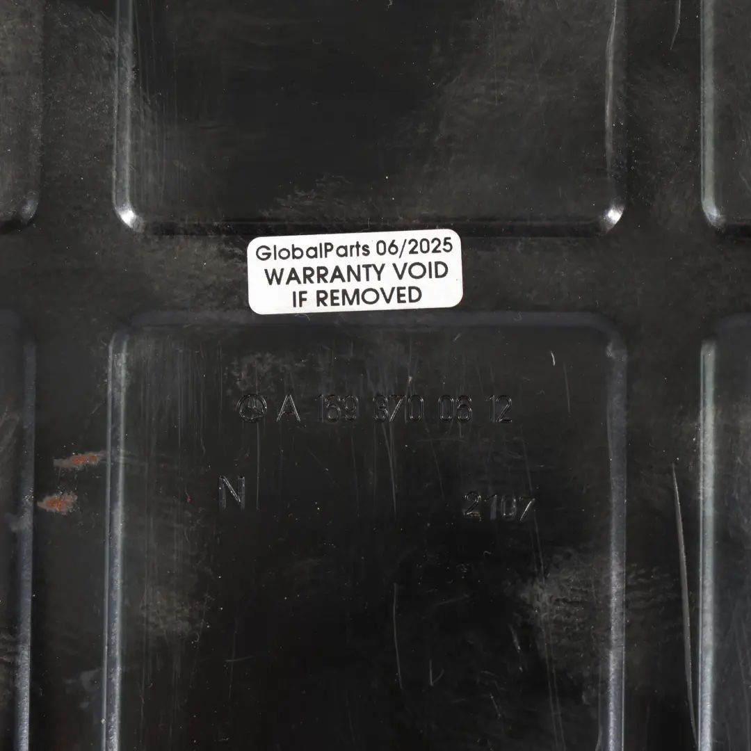 Tray Oil Sump Box Plate A1693700612 to Mercedes W169 Petrol with Part number A1693700712 Mercedes W169 Petrol Tray Oil Sump Box Plate A1693700612 - SKU A1693700712 - Part number A1693700712