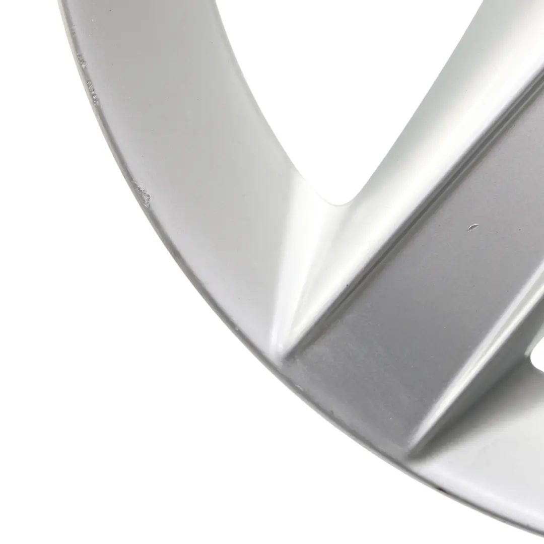 Jante Arrière Alliage 16" 8J ET:30 Argent pour Mercedes SLK R171 à propos du numéro de pièce A1714013402 Mercedes SLK R171 Jante Arrière Alliage 16" 8J ET:30 Argent - SKU A1714013402-1 - Numéro de pièce A1714013402