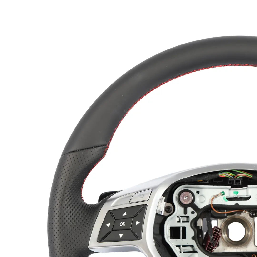 W207 W212 Nuova Pelle Sport Leve del Cambio Fili Rossi per Volante Mercedes W204 con numero di parte A1724602703 Volante Mercedes W204 W207 W212 Nuova Pelle Sport Leve del Cambio Fili Rossi - SKU A1724602703-1 - Numero di parte A1724602703