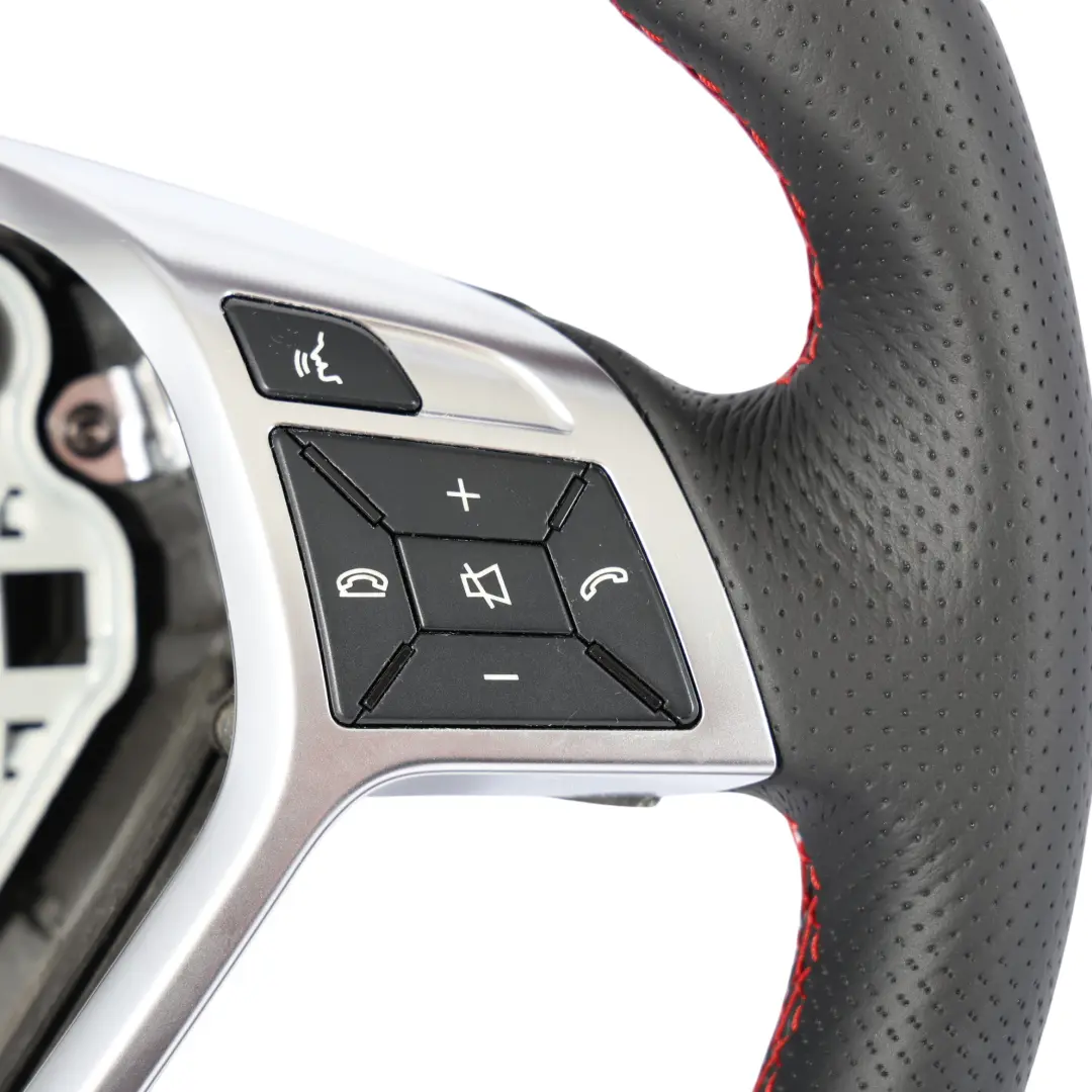 Mercedes W156 W176 Volante NUEVO Cuero Negro Hilos Rojos - SKU A1724608103-1 - Número de pieza A1724608103